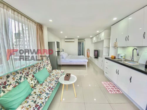 Studio room apartment available for rent in Doun Penh Area (Near Royal Palace)