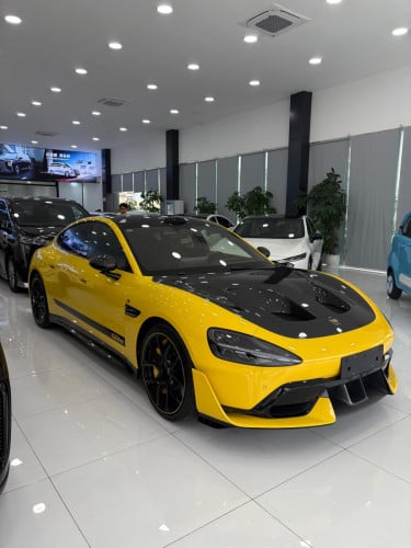 Xiomi Su7 ultra គ្រឿងទី1 មកដល់ខ្មែរហេីយ