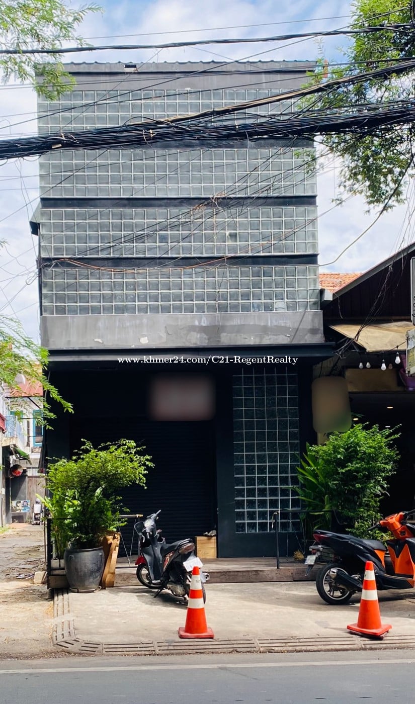 Shophouse for Rent | Chaktomukh, Phnom Penh