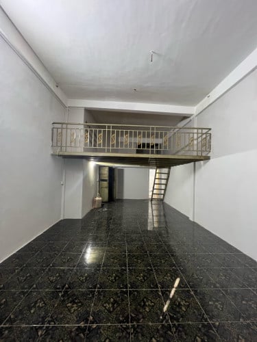 ផ្ទះជួលជាន់ទី១ ជិះ2នាទីដល់ ផ្សារអូរឬស្សី