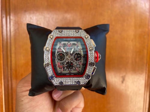 ប្រម៉ូសិនចុងឆ្នាំ តម្លៃ 35$តែប៉ុណ្ណោះ ម៉ាក់​ Richard Mille ត្បូង​ដាំ​ ហ្រីសេវា​ដឹក​