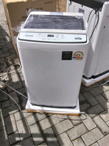 មានលក់ម៉ាស៊ីនបោកគក់ Lions 7 kg ថែមជើង