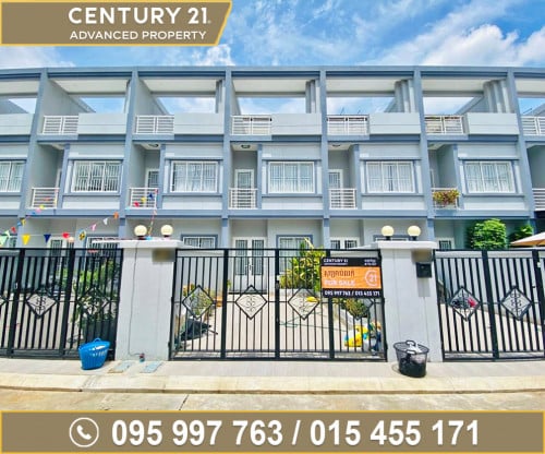 🏘 វីឡាកូនកាត់(LB) នៅបុរី ភ្នំពេញសុខសាន្ត​ ខណ្ឌច្បារអំពៅ ត្រូវការលក់បន្ទាន់ខ្លាំង