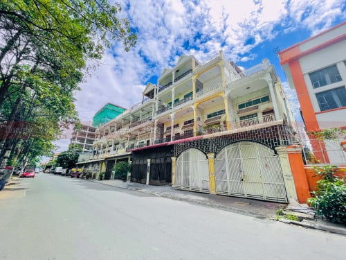 🏡ផ្ទះល្វែង សម្រាប់លក់ !!