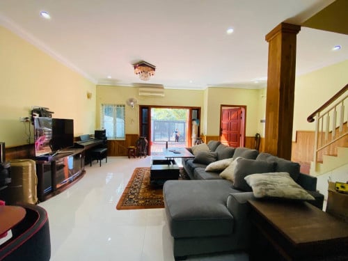 3 Bedrooms For Rent in Bassac Garden City