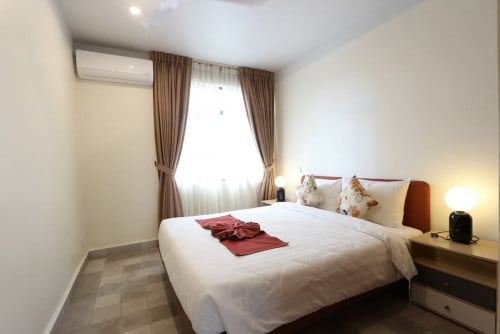 Apartment Unit Type : 3 bedrooms, 2 bedrooms & 1 bedroom Available