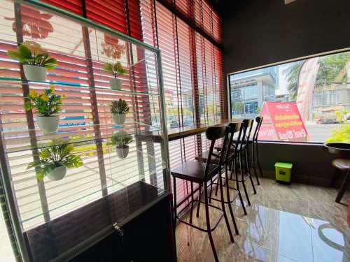 Coffee shop for rent