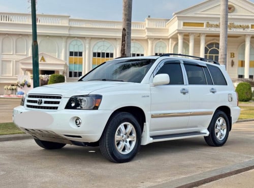 Highlander ឡានថ្មីសម្រាប់ជួល