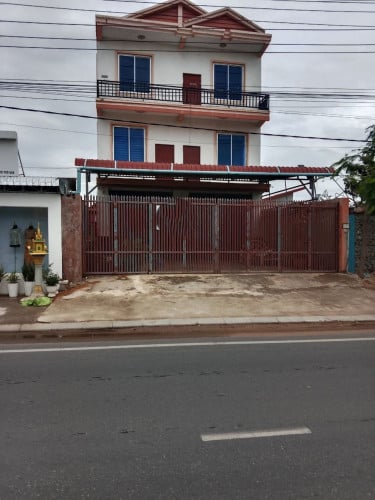 House for Rent 1100 USD per month (Negotiable)/房屋出租，每月1200美元（可议价）