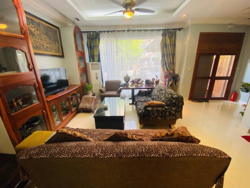 Link-House 3 Bedrooms For Rent in Bassac Garden City