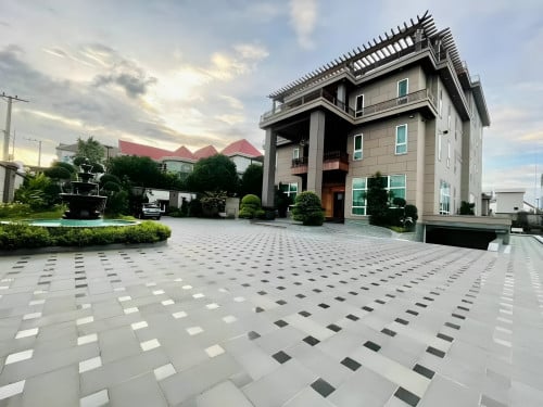 Morden Villa For Rent- Private Pool, Chroy Changva Area