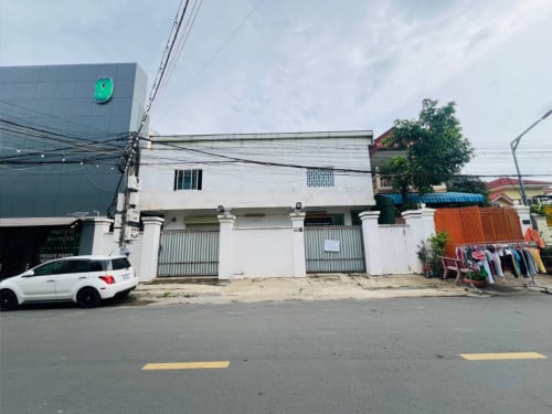 Office for rent - Toulkork