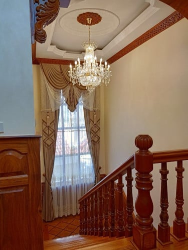 Spacious Villa 5 Bedrooms For Rent in Bassac Garden City