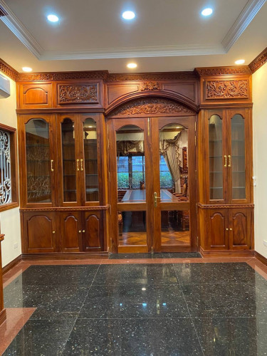 Spacious Villa 5 Bedrooms For Rent in Bassac Garden City