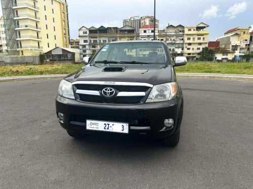 Toyota Vigo 08 ទ្បានថ្មីស្អាត ម្ចាស់ដេីម