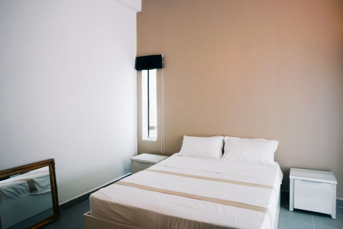 Villa 5 Bedrooms For Rent in Doun Penh With Swimming Pool