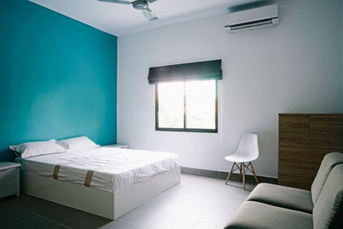 Villa 5 Bedrooms For Rent in Doun Penh With Swimming Pool