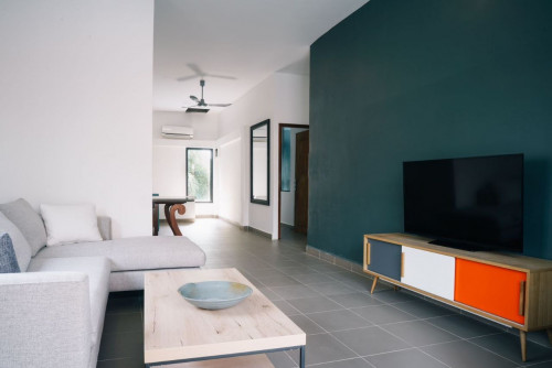 Villa 5 Bedrooms For Rent in Doun Penh With Swimming Pool
