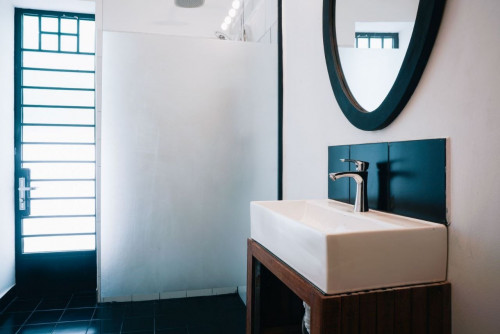Villa 5 Bedrooms For Rent in Doun Penh With Swimming Pool