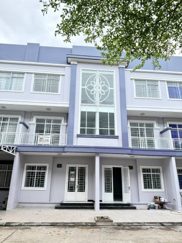 វីឡាកូនកាត់តម្លៃជាង១១ម៉ឺនដុល្លារ