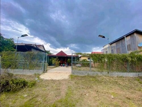 ដីលក់ ជិតផ្សារ រកាកណ្តាល វត្ត សាលារៀន មណ្ឌលសុខភាព