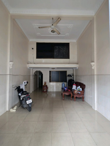 ផ្ទះល្វែងលក់