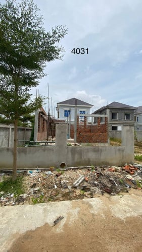 ដីវីឡាកាច់កែង និងសំណង់បាន20% ទិញភ្លាមកាត់ប្លង់បានភ្លាម