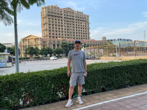 Diamond One penthouse on 19 floor condo for rent