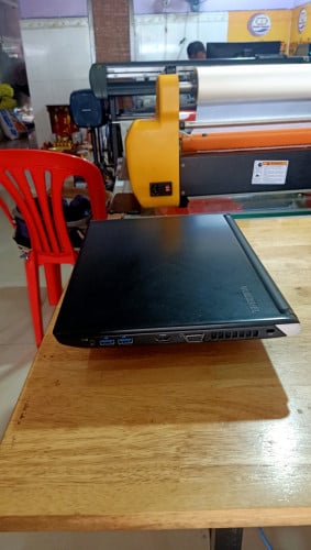 Laptop TOSHIBA