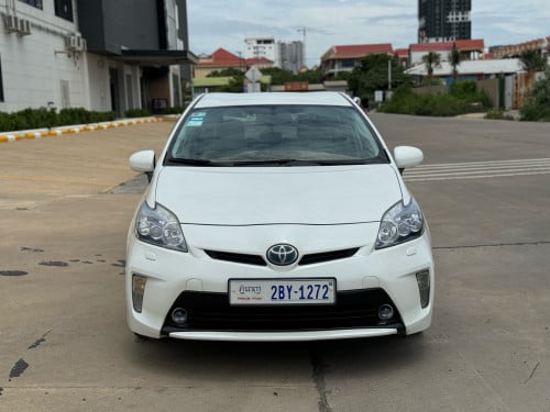 Prius 2010 up 2012 Option 5 auto parking