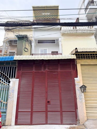 SHOPHOUSE FOR RENT IN TOUL TOMPONG AREA
