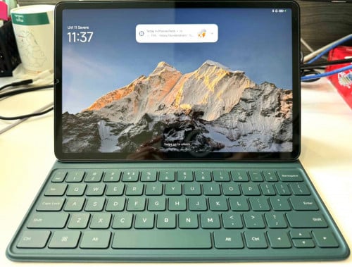 Xiaomi Tablet with keyboard for Sales