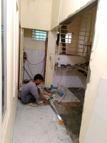 ការងារ​កែទីតាំងបន្ទប់ទឹកនិងផ្ទះបាយ