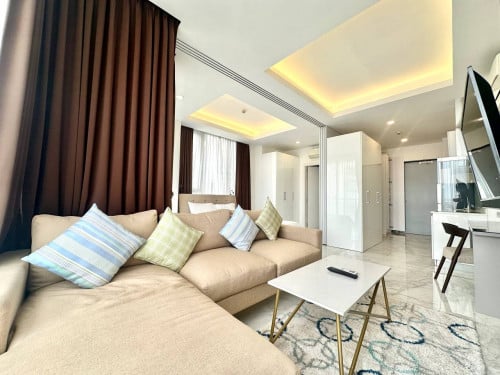 📍South BKK1: Slide door Condominium for Rent