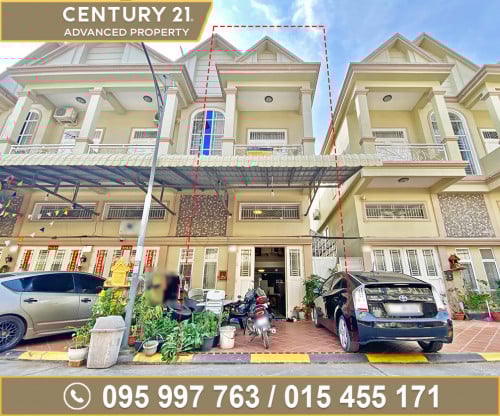 វីឡាកូនកាត់ ខាង(MKA) ក្នុងបុរី មង្គលភ្នំពេញ(ព្រែកឯង) នៅជិតផ្លូវជាតិលេខ1 ត្រូវការលក់បន្ទាន់ខ្លាំង