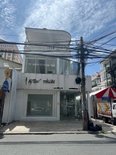 ហាងសម្រាប់លក់ | Shop for Sale