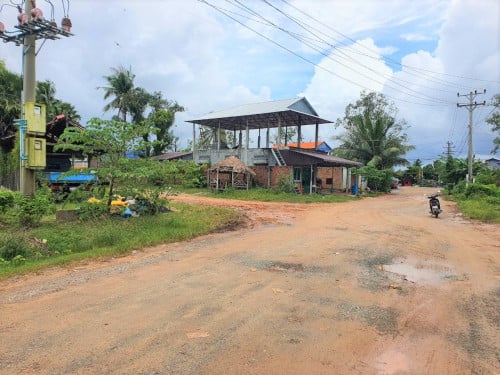 ๐ฆLand Available for Urgent Sale at a Special Price (Negotiable).