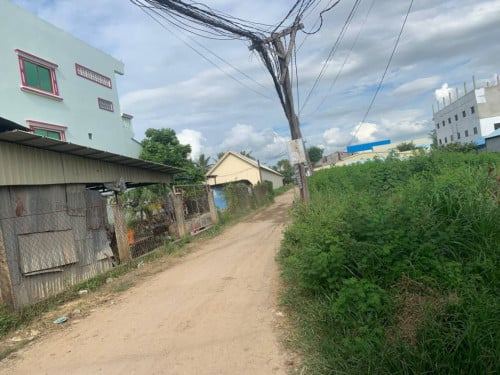 🏦Land Available for Urgent Sale at a Special Price (Negotiable).