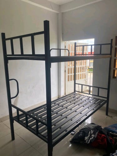 គ្រែថ្មីៗ