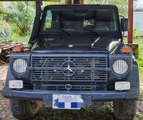 Mercedes-Benz G 300