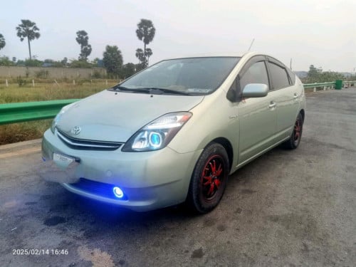 រថយន្តជួល car for rent (Tellegram:#@vannarann)Please contact by Tellegram first
