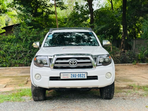 សួរស្តីបងប្អូនខ្ញុំចង់លក់ឡានមួយគ្រឿងTacomaឆ្នាំ2006ប៉ុង1វ៉ុលលីមចង្កូតឡានថ្មីដាច់សុីនមាជុំតំលៃ16900$