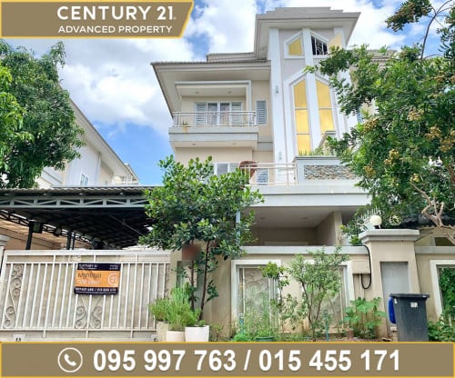 🏘 វីឡាភ្លោះ(Twin) ក្នុងបុរី ហាយធិចលុច្សសារី ត្រូវការលក់បន្ទាន់ខ្លាំង