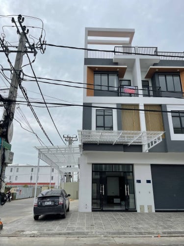 🏡 ផ្ទះអាជីវកម្ម1ល្វែងលក់/ជួល លើផ្លូវ10m ចុះពីផ្លូវជាតិលេខ៣ ចំងាយ70m ក្បែរសកលវិទ្យាល័យBELTI