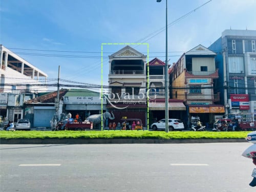 🏡ផ្ទះសម្រាប់ជួល នៅច្បារអំពៅ​​