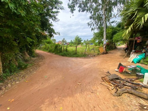 ๐ฆLand Available for Urgent Sale at a Special Price (Negotiable).