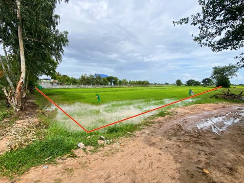 ๐ฆLand Available for Urgent Sale at a Special Price (Negotiable).