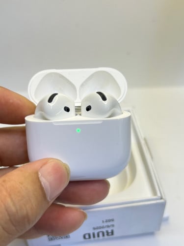 AirPods 4th Generation ANC 99% Full box