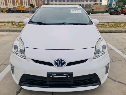 Prius2014 option3អត់បុកអត់ច្រេស100%