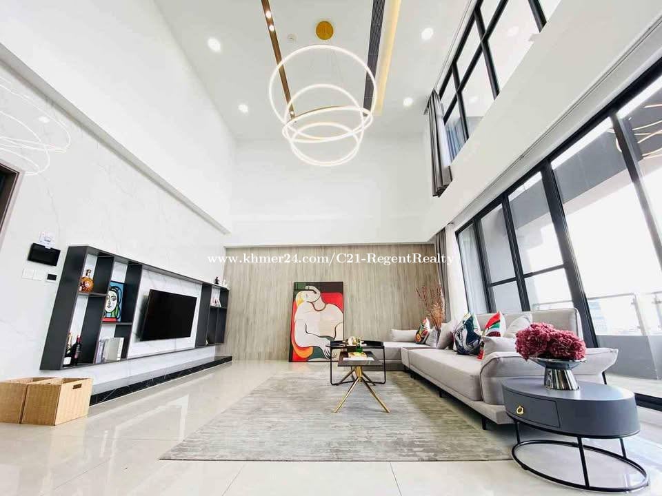 ELEGANT PENTHOUSE FOR RENT-HEART OF BKK1 ☘️